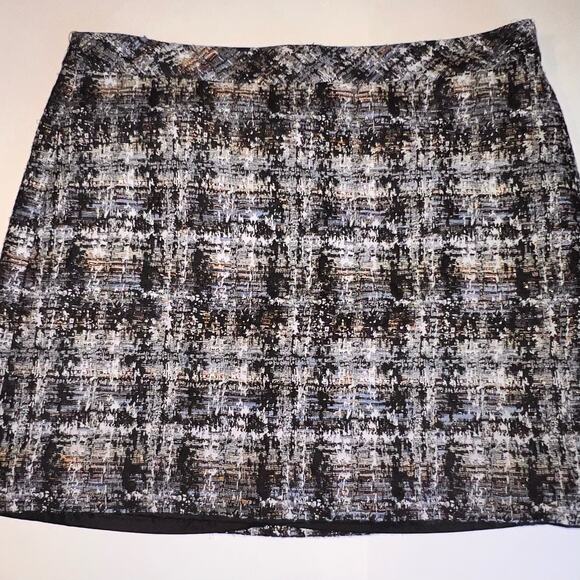 J.CREW Dresses & Skirts - J. Crew Tweed Skirt Size 10
